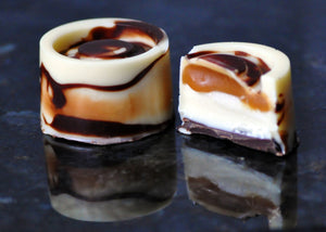 Chocally White & Dark chocolate Banoffee Pie truffle